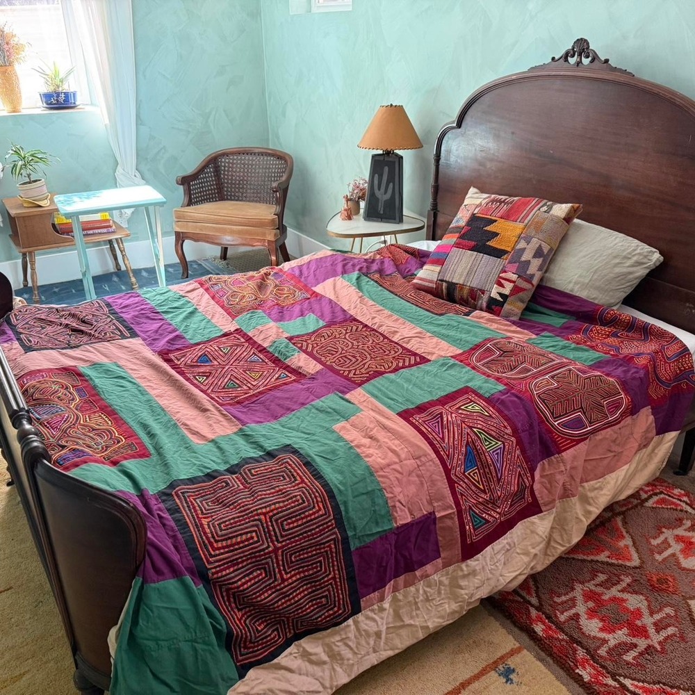 Patchwork mola panel duvet cover made with hand-sewn Panamanian textiles